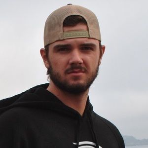 Meet your Posher, Ethan